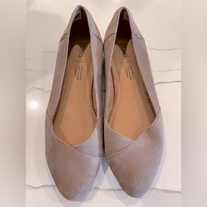 TOMS Brown Perforated Suede Shoe, Like New, Size 7.5